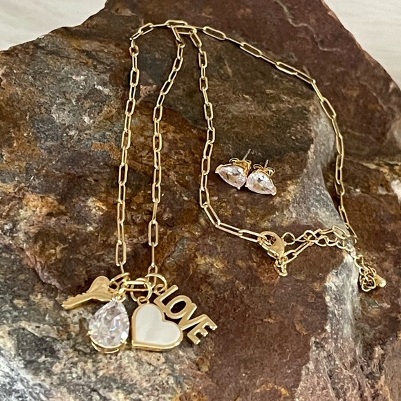 14KT Gold Flash Plated Genuine Mother of Pearl and Cubic Zirconia Necklace - Picture 3 of 9